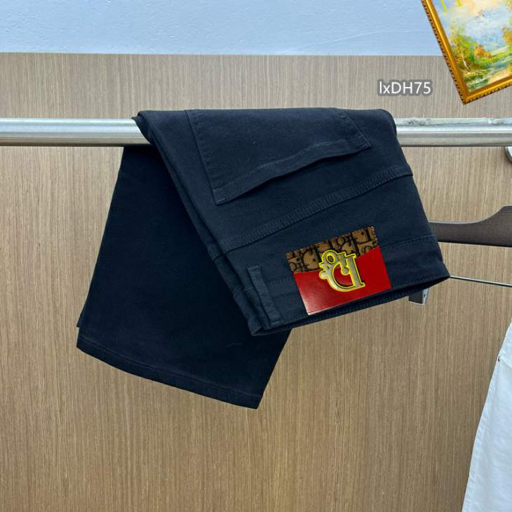 Picture of Dior Jeans Short _SKUDiorsz28-3825tr069601